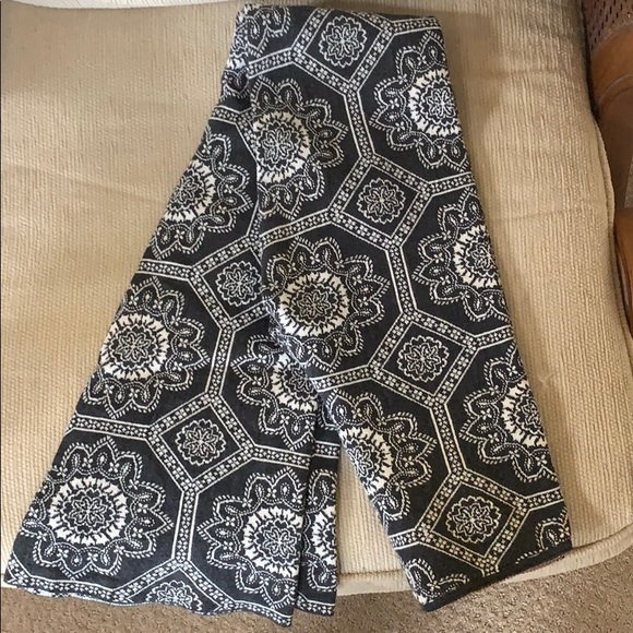 NW OddMolly Pants - Picture 2 of 5